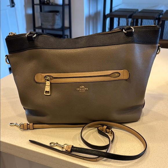 Coach Black and Brown Leather Colorblock Tote (Like New) - Picture 3 of 12